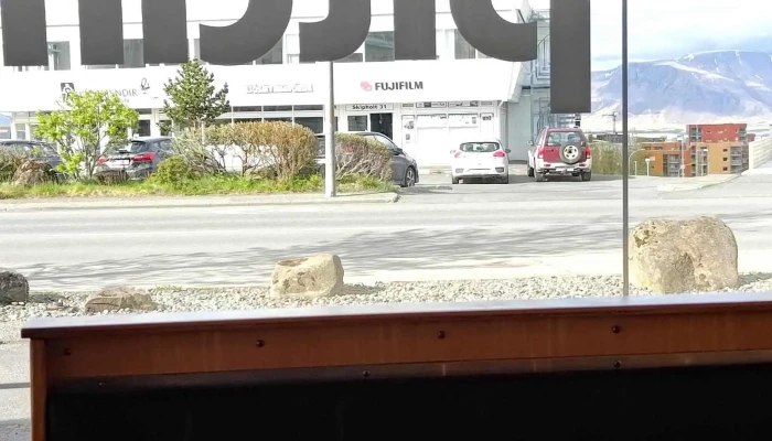 Pitan Nalægt Mer - Reykjavík