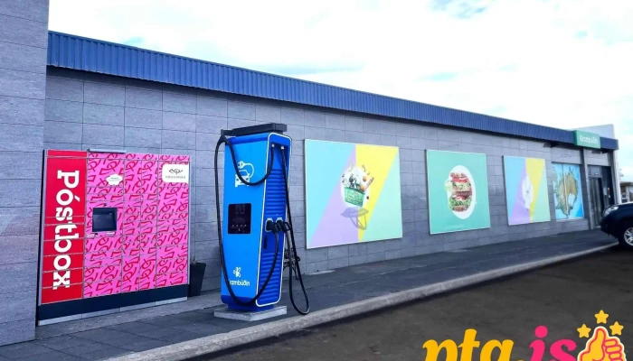 Postbox Budardal Vid Krambudina Fra Eiganda - Búðardal