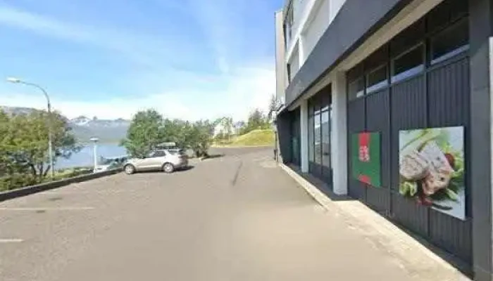 Postbox Faskrudsfirdi Vid Kjorbudina Posthus - Fáskrúðsfjörður