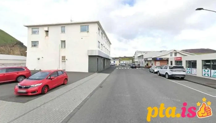 Póstbox Vestmannaeyjum við pósthúsið - Vestmannaeyjabær