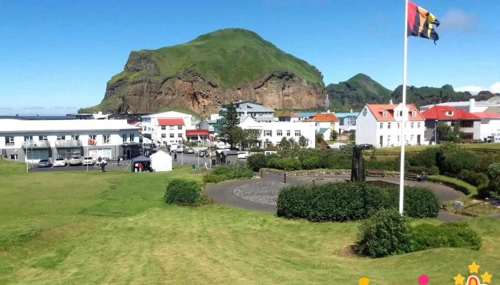 Puffin Nest Capsule Hostel -  Hotel - Vestmannaeyjabær
