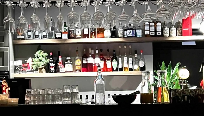 Restaurant Varma -  Nalægt Mer - Hveragerði