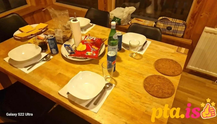 Reykjadalur Guesthouse -  Matur Og Drykkur - Hveragerði