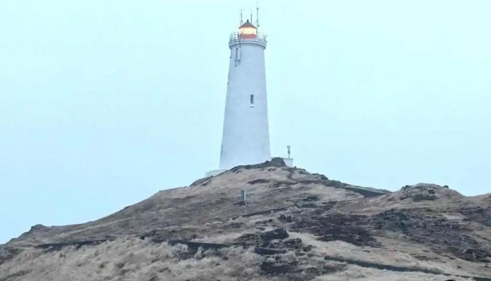 Reykjanesviti -  Nyjast - Keflavík