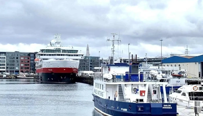 Reykjavikurhofn Sjoflutningar - Reykjavík