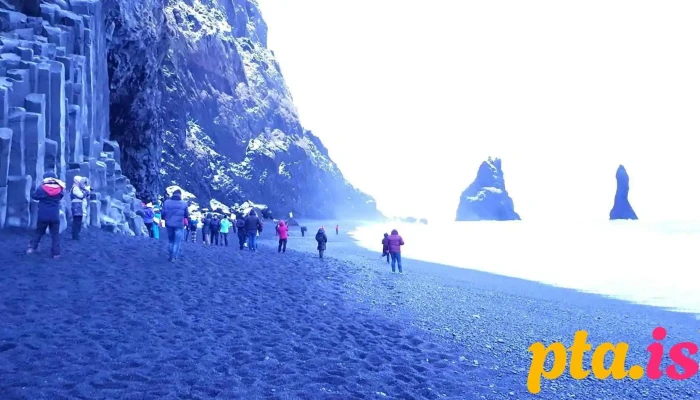 Reynisdrangar Cliffs -  Fjall - Vík