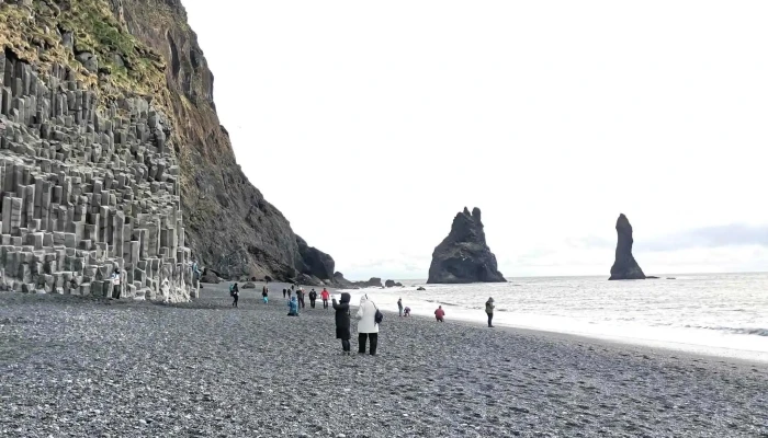 Reynisdrangar - Vík