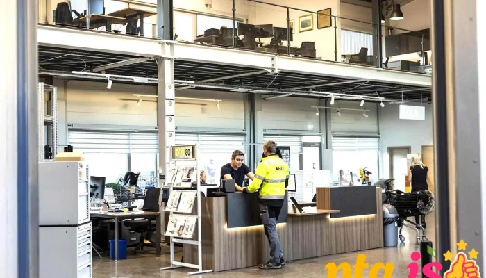 Rymi Ad Innan - Reykjavík