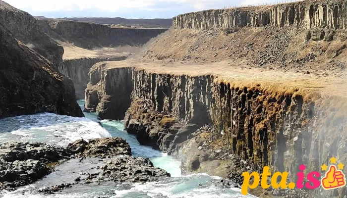 Selfoss -  Myndskeid - Selfoss