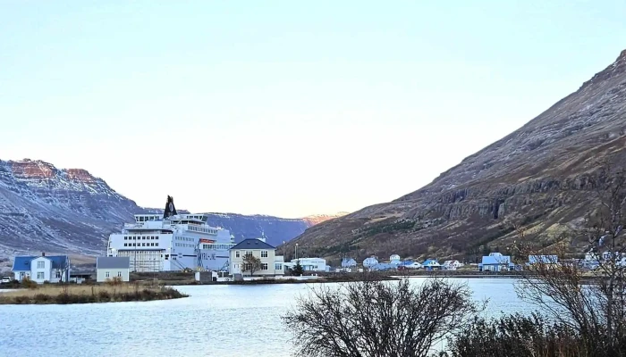 Seydisfjardarkirkja Instagram - Seyðisfjörður