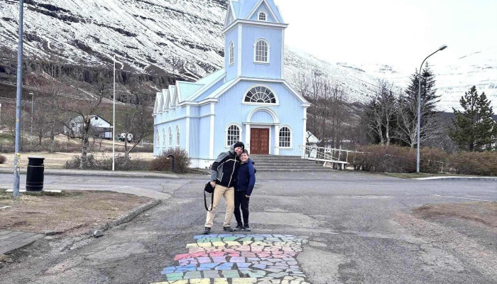 Seydisfjardarkirkja Nyjast - Seyðisfjörður