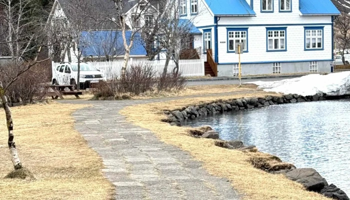 Seydisfjardarkirkja Verð - Seyðisfjörður