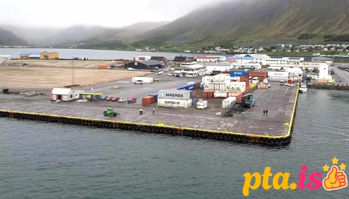 Skemmtiferdaskipahofn Myndskeid - Ísafjörður