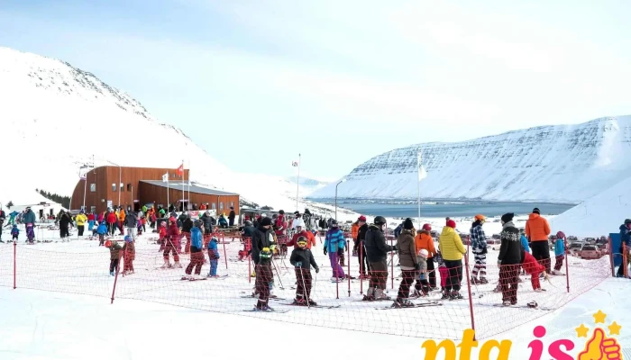 Skidasvaedi Isafjardarbaejar   Tungudalur Vetur - Ísafjörður