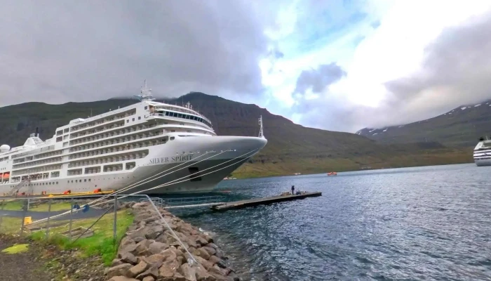 Skipid Audbjorg Street View 360deg - Seyðisfjörður