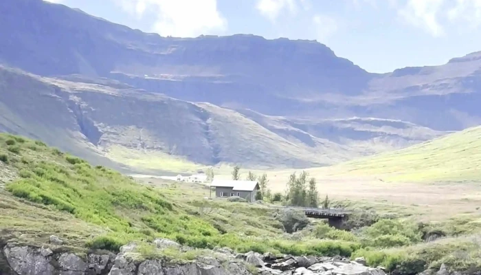Skorrahestar -    Hestaleiga Og Gisting Safn - Neskaupstaður