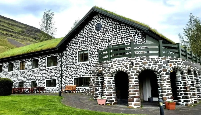 Skriduklaustur Numer - Egst