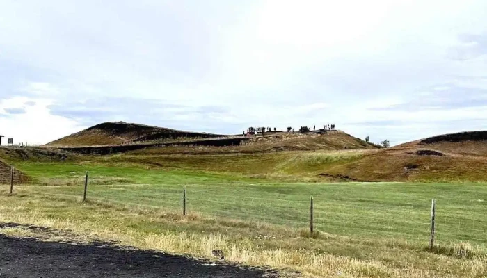 Skútustaðagígar Parking - Ísland