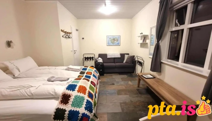 Solheimar 9 Svalbardsstrond Herbergi - Akureyri