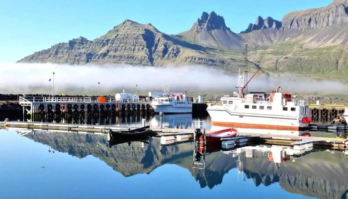 Stodvarfjardarhofn Batur - Stöðvarfjörður