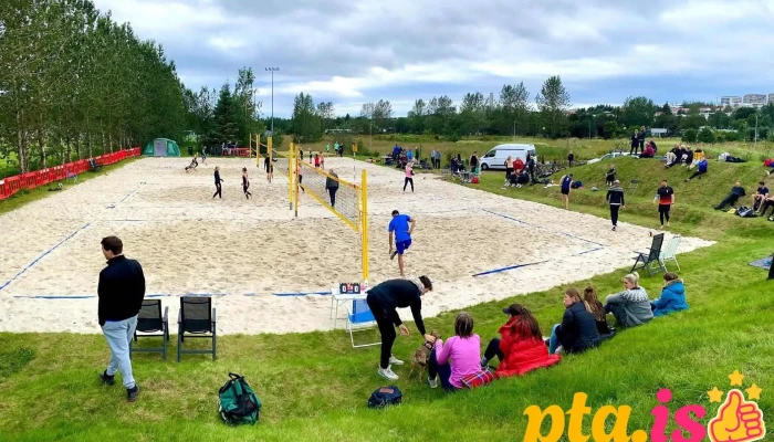 Strandblakvöllur í Fagralundi - 108 Reykjavík
