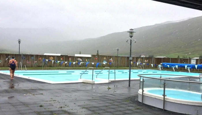Sundlaug Eskifjardar Instagram - Eskifjorður