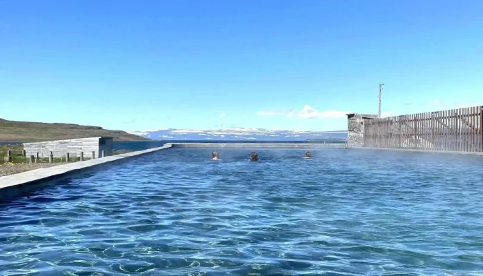 Sundlaugin A Reykjanesi Sundaðstaða - Reykjanesskóli