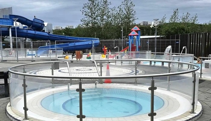 Sundlaugin Versolum Salalaug Sundlaug - Kópavogur