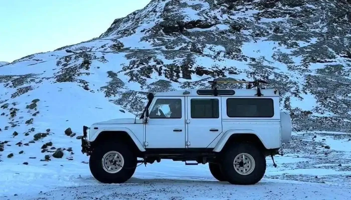 Superjeepis Myndskeid - Mosfellsbær