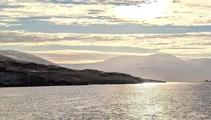 Svalbardseyrarviti Opið Nuna - Svalbarðseyri