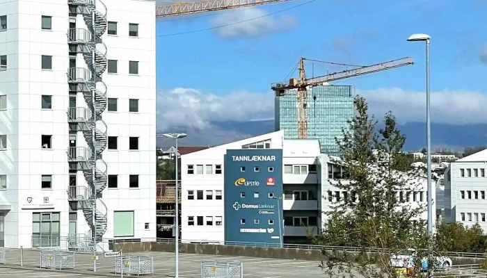 Tannhjálp - tannlæknavakt - 4. Hæð