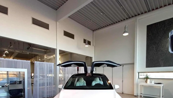 Tesla -  Staðsetning - Reykjavík