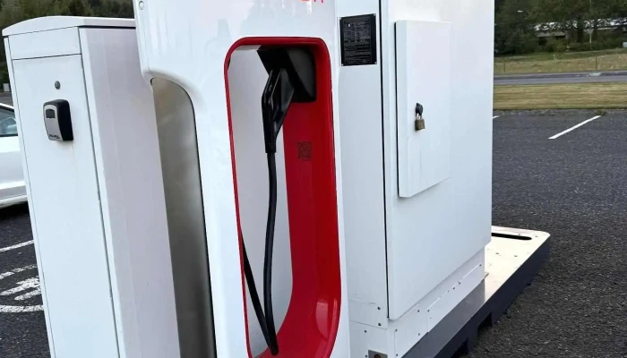 Tesla Supercharger - 880 Kirkjubæjarklaustur