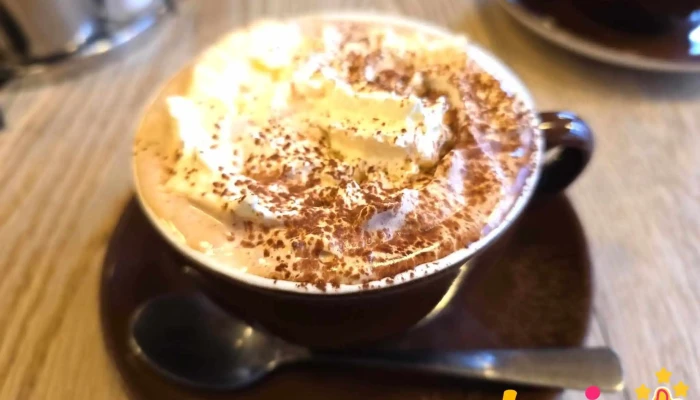 The Laundromat Cafe -  Cappuccino - Reykjavík