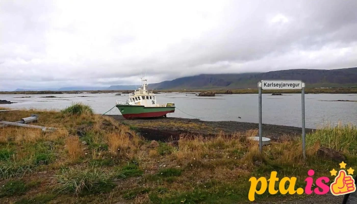 Tjaldstaedid A Reykholum Stoduvatn - Reykhólar