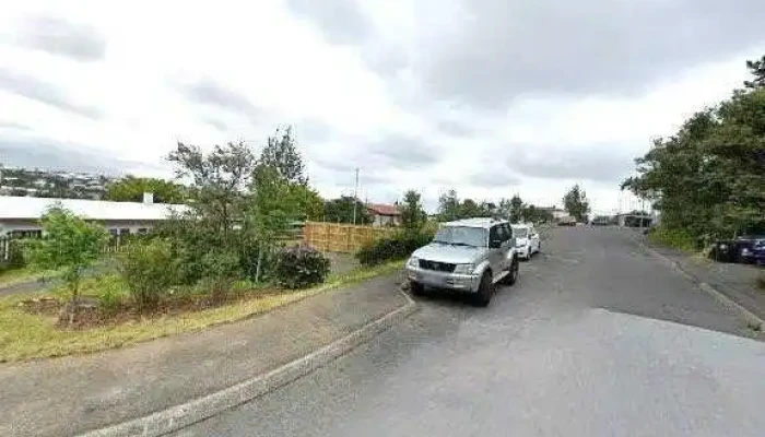 Tofrahurd Tonlistarbokautgafu Street View 360deg - Kópavogur
