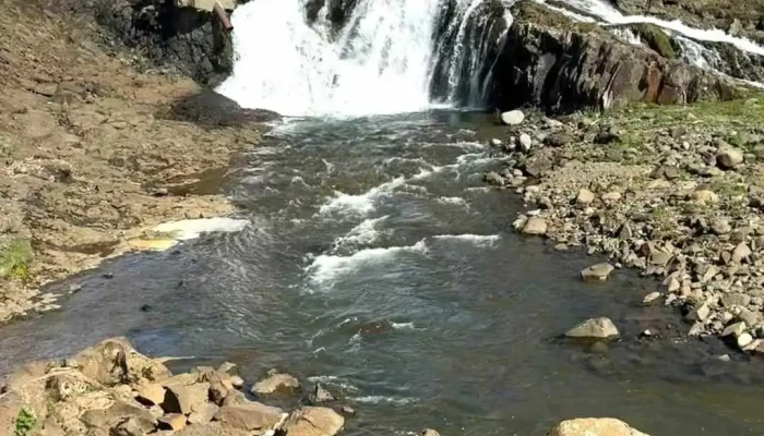Tungufoss -  Myndskeid - Mosfellsbær