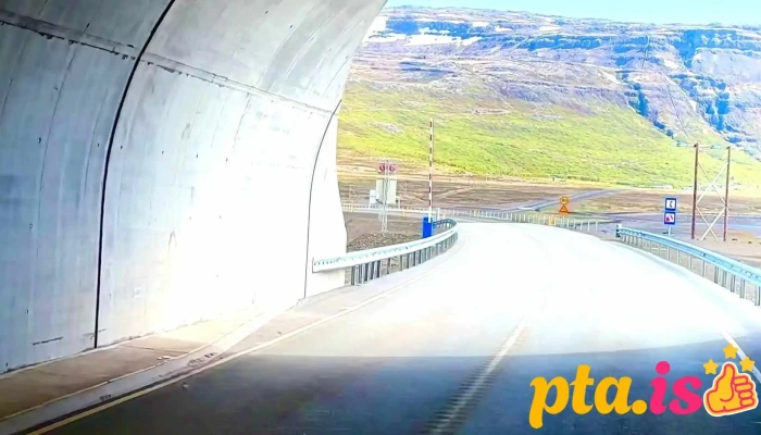 Tunnel From Isafjodur To Onundarfjordur Myndskeid - Vestfjarðavegur