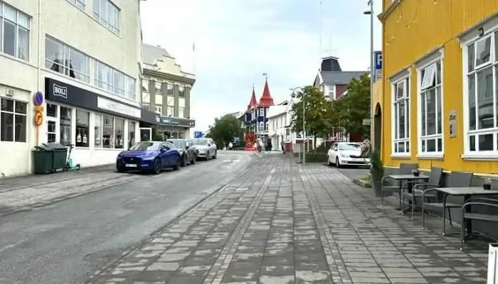 Upplysingamidstod Akureyrar Naerumhverfi - Akureyri