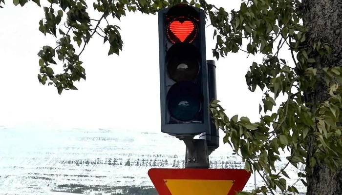 Upplysingamidstod Akureyrar Nyjast - Akureyri