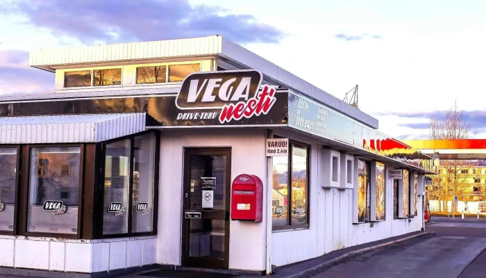 Vega Nesti -  Einkunn - Akureyri