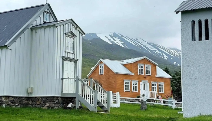 Vellir Dalvik Simi - Dalvík