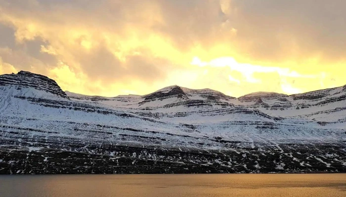 Vhe Austurland -  Numer - Reyðarfjörður