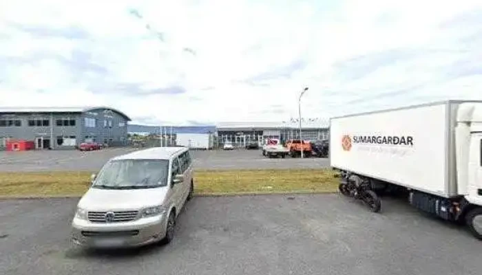 Vidarhofdi 2 Storhofda Megin Bsr Thvotta Adstada Bifreidastjora Bilaþvottastoð - Reykjavík