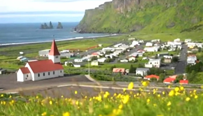 Vikurkirkja Aætlun - Vík