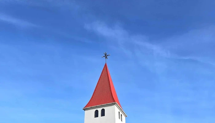 Vikurkirkja Myndir - Vík