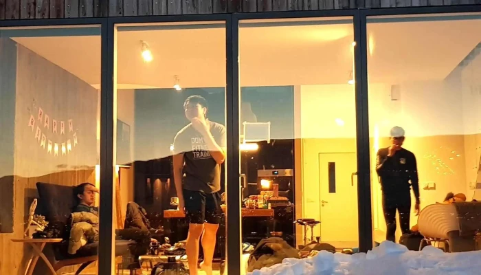 Villa Lola -  Myndbond - Akureyri