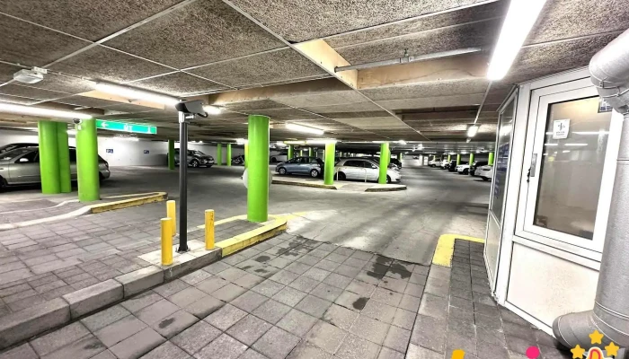 Vitatorg Bilastaedahus Bilastaedasjodur Bilastæðahus - Reykjavík