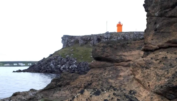 Vitinn í Gjögurtá - Garður