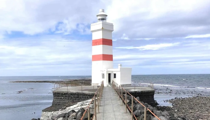 Vitinn I Gjogurta Kynning - Garður
